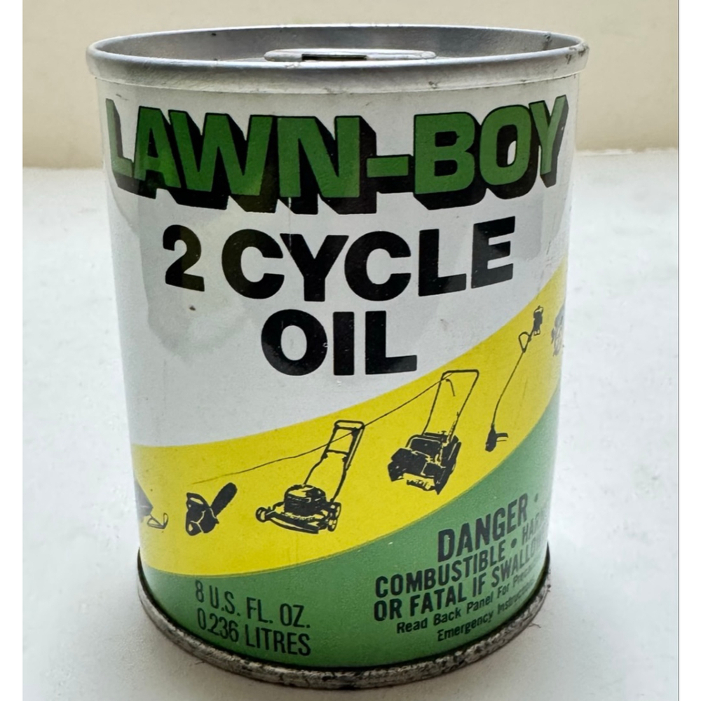 Lawn-Boy 2 Cycle Oil - Vintage Full / Sealed can - 8 Fl Oz